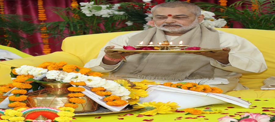 Vasant Panchami Utsav was arranged with puja of Maha Saraswati at Gurudev Brahmanand Saraswati Ashram Bhopal